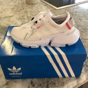 Adidas kids sneaks
